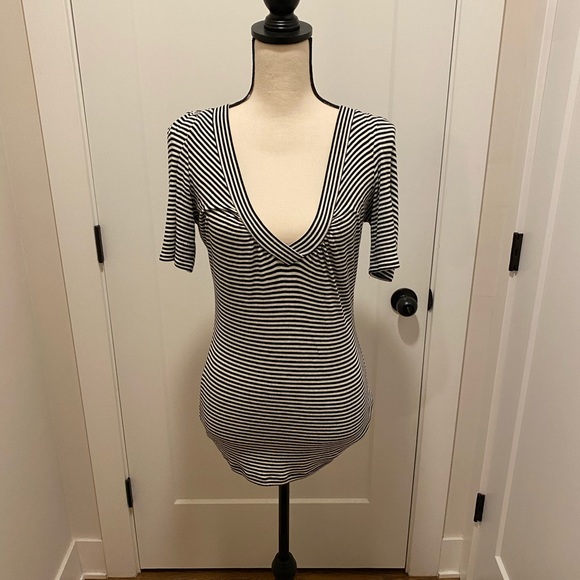 Deep V Neck Striped Top - Picture 1 of 3